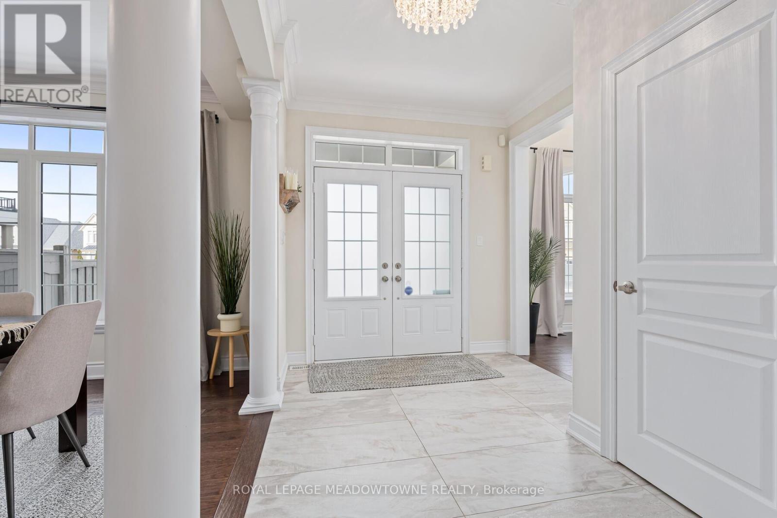 












67 HIDDEN LAKE TRAIL

,
Halton Hills,




Ontario
L7G0K6

