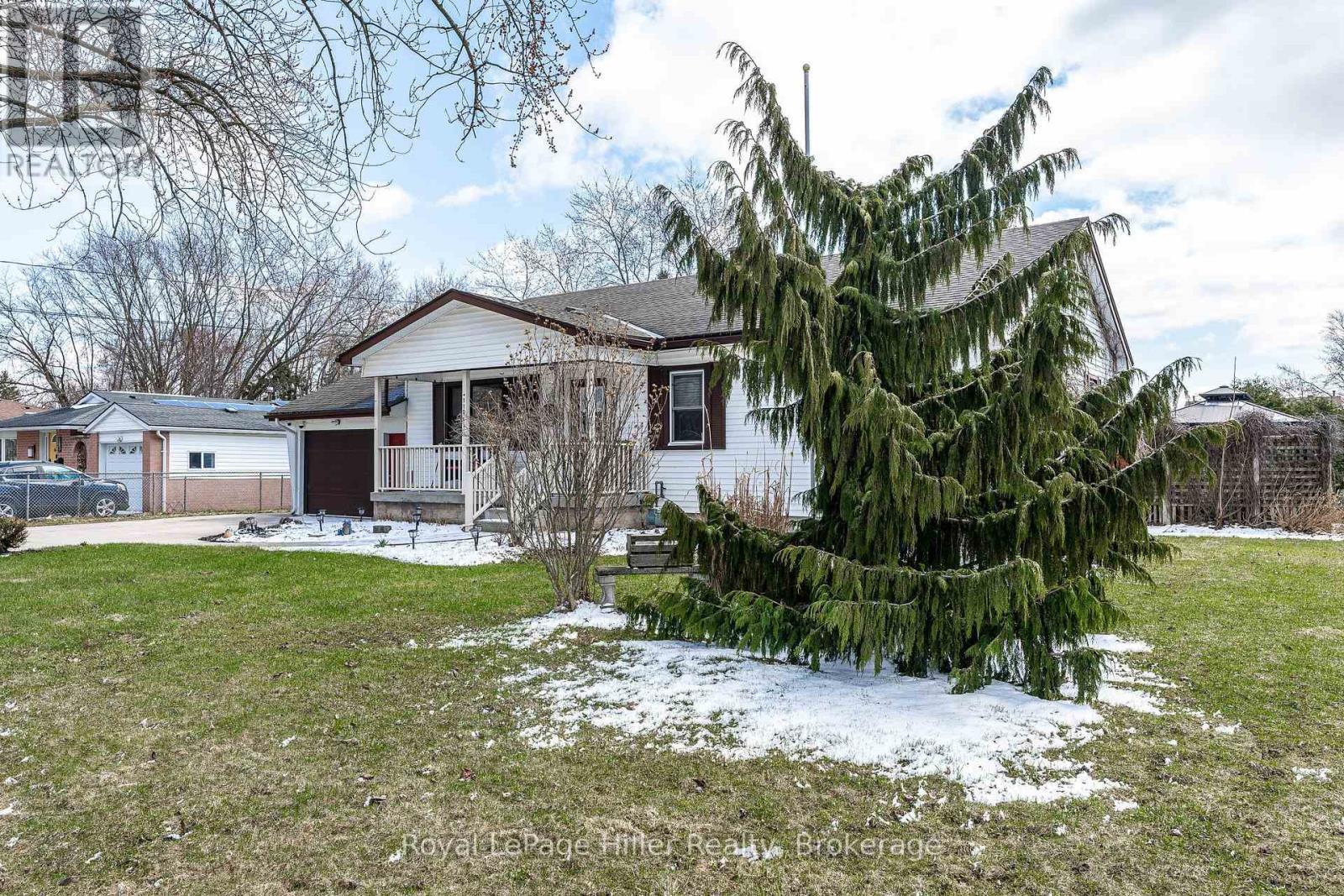 












113 WHITELOCK STREET S

,
Stratford,




Ontario
N5A1T2

