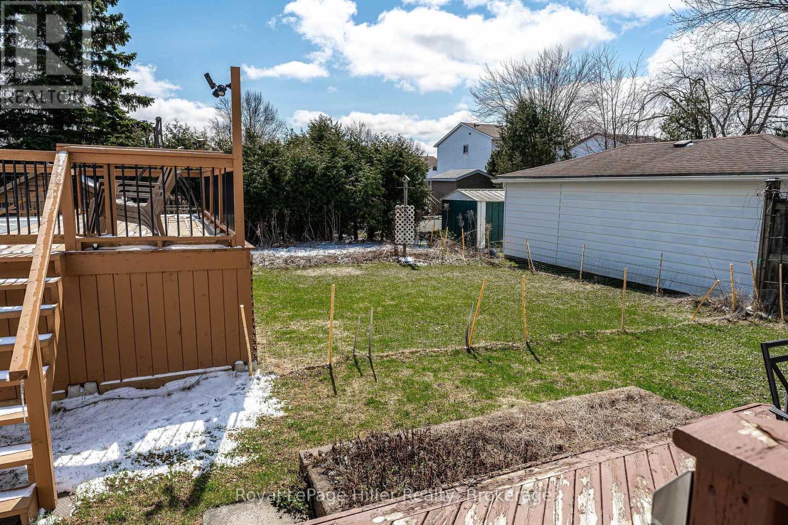 












113 WHITELOCK STREET S

,
Stratford,




Ontario
N5A1T2

