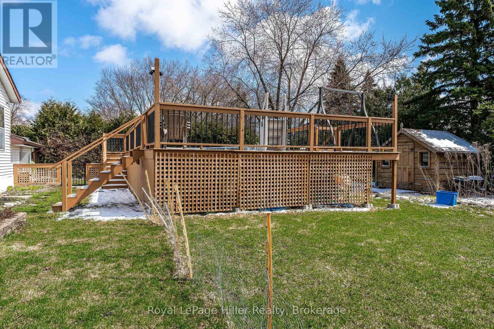 












113 WHITELOCK STREET S

,
Stratford,




Ontario
N5A1T2

