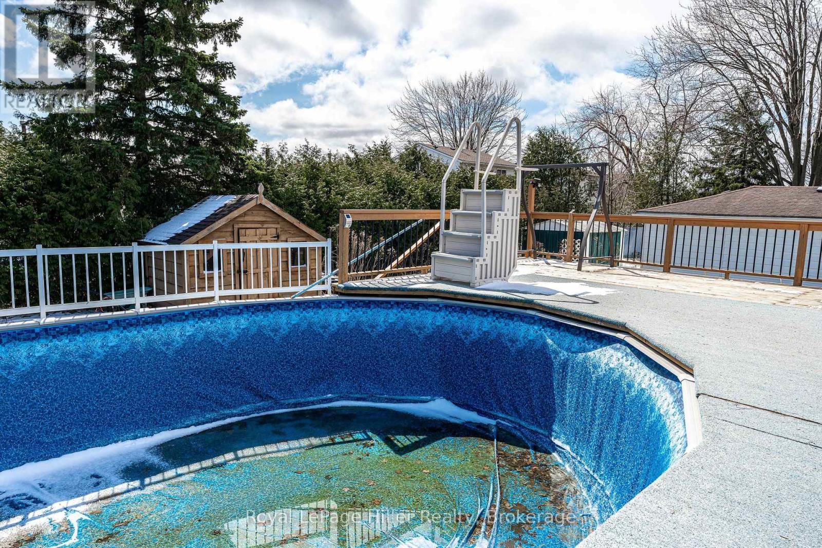 












113 WHITELOCK STREET S

,
Stratford,




Ontario
N5A1T2

