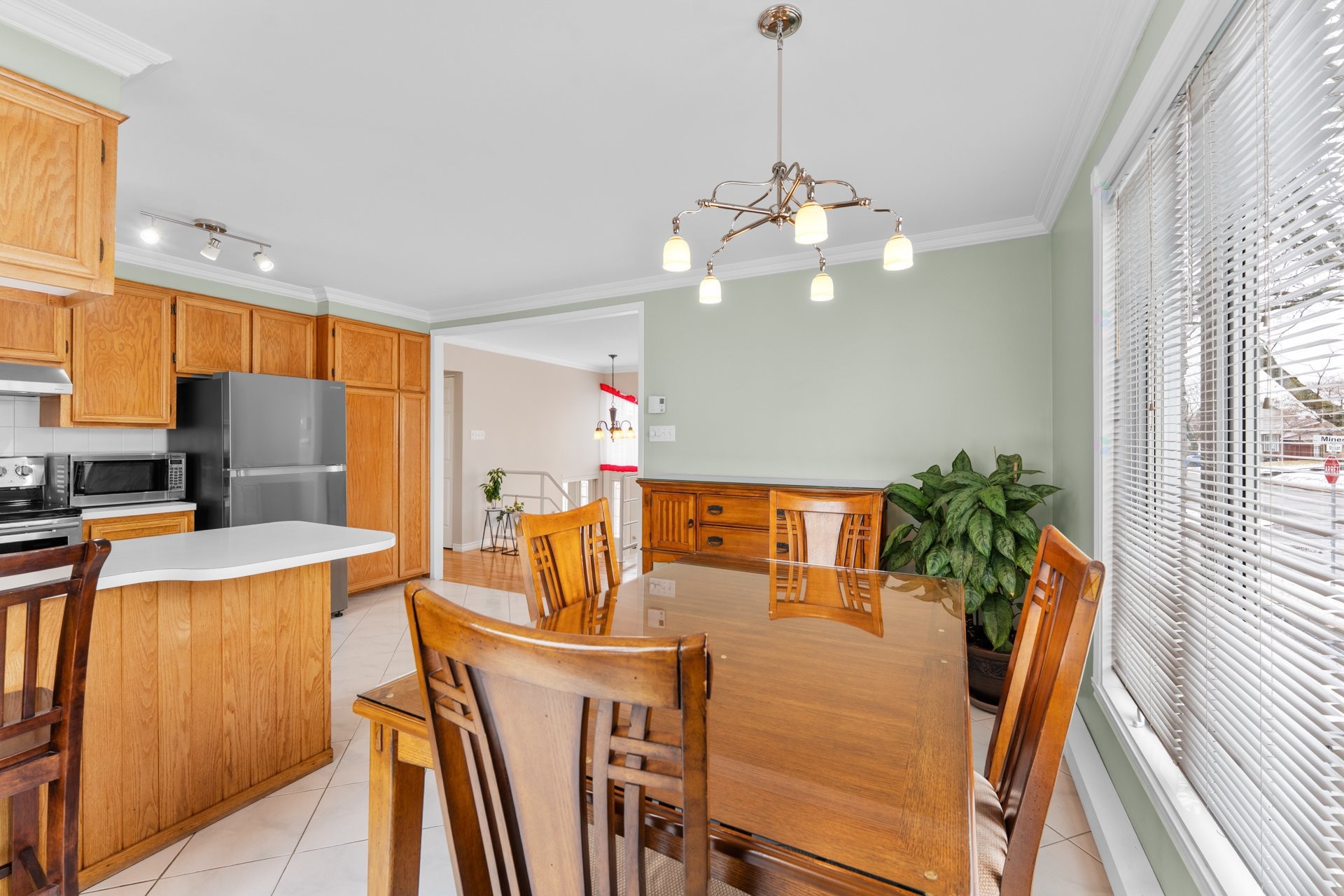 









142


Rue Minerve

,
Repentigny (Repentigny),




QC
J6A6L5

