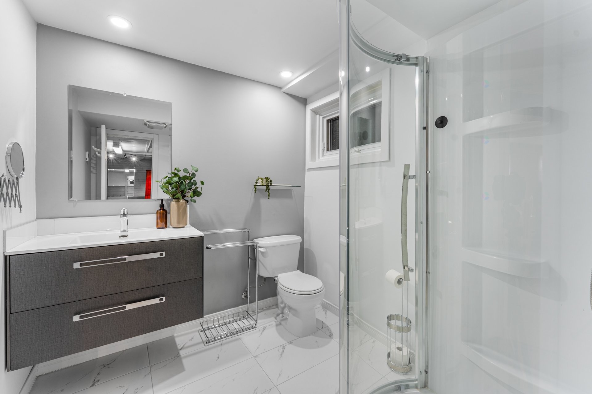 









142


Rue Minerve

,
Repentigny (Repentigny),




QC
J6A6L5

