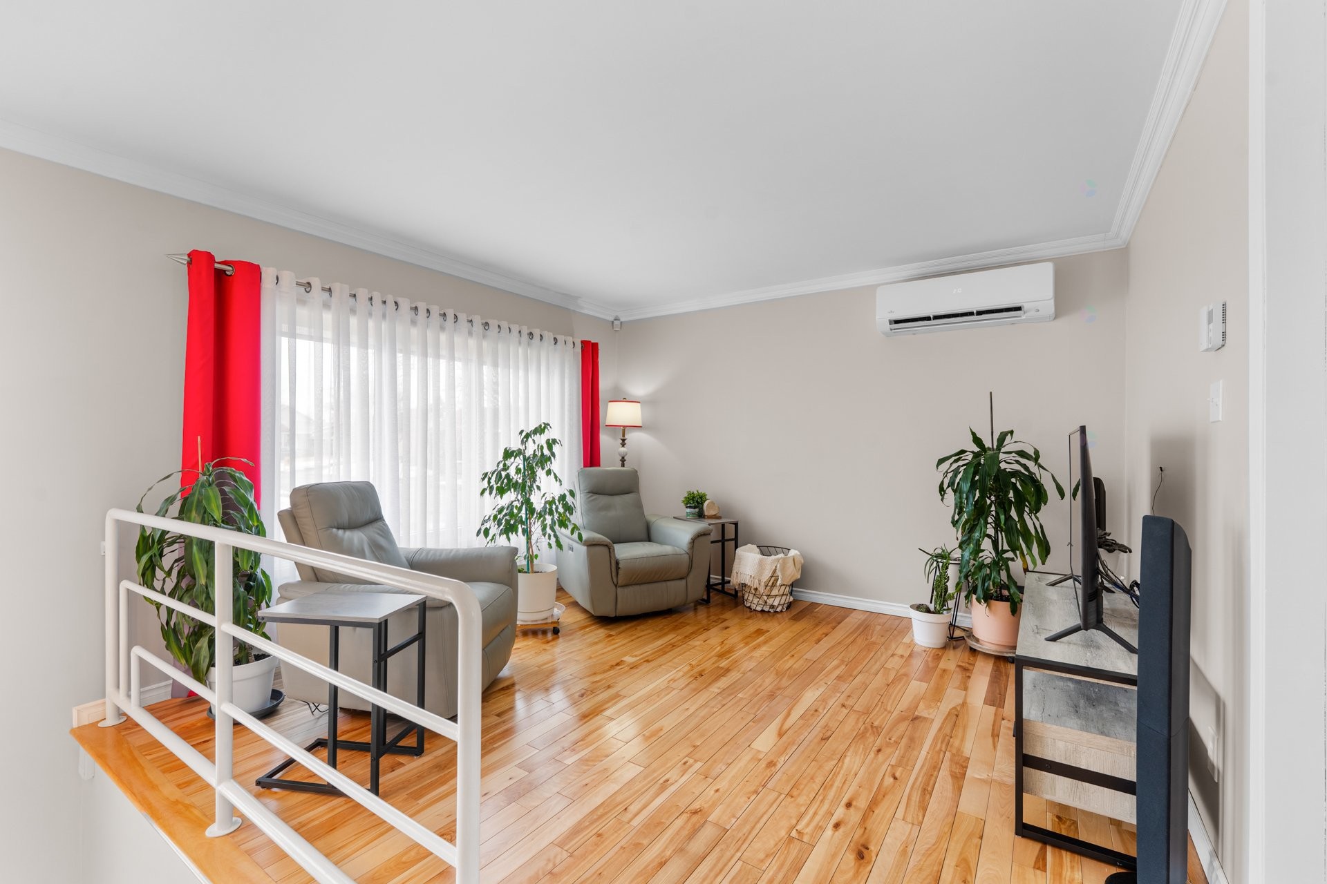 









142


Rue Minerve

,
Repentigny (Repentigny),




QC
J6A6L5


