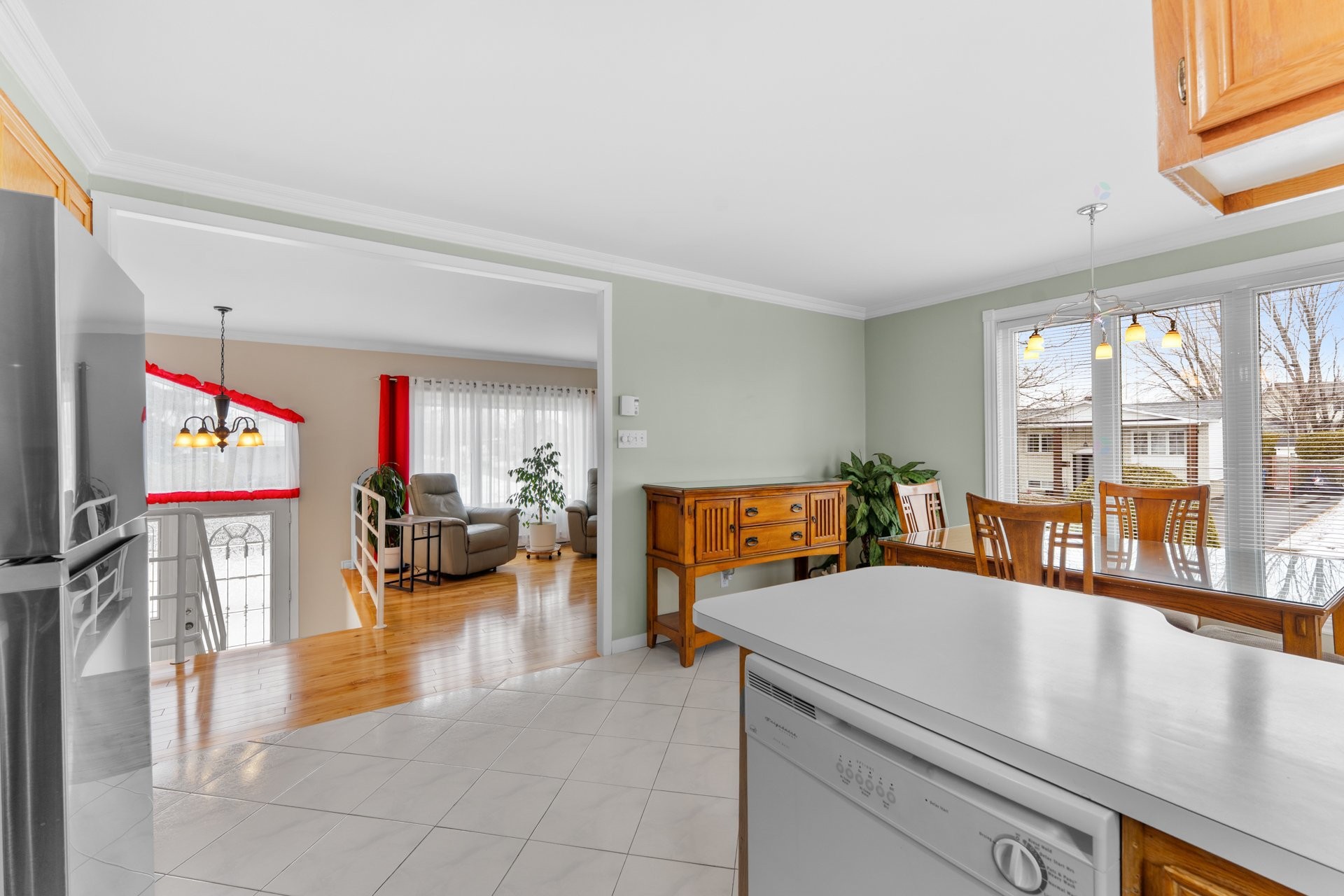 









142


Rue Minerve

,
Repentigny (Repentigny),




QC
J6A6L5

