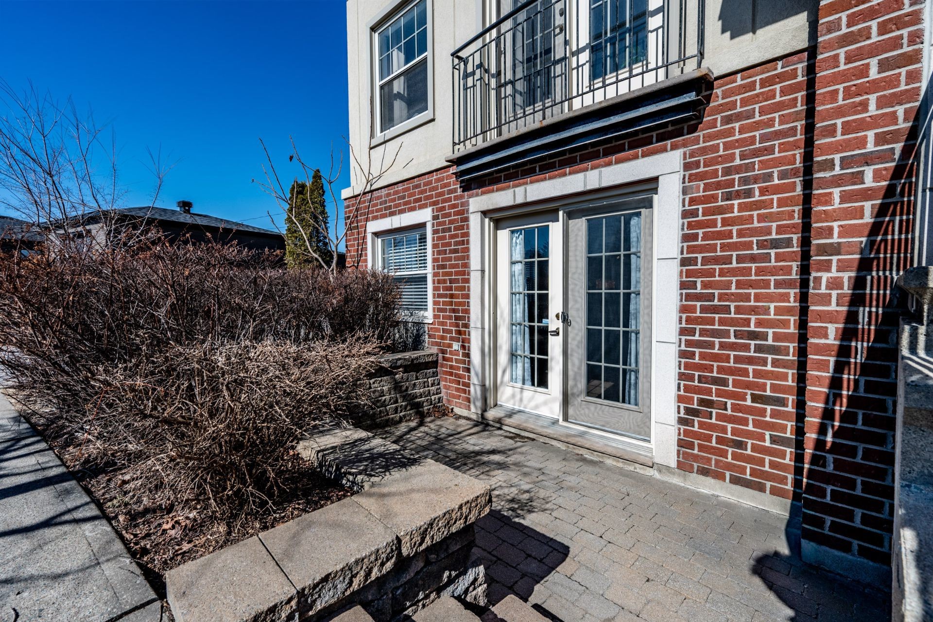 









5660


Rue Marion

, 2,
Trois-Rivières,




QC
G9A6M9


