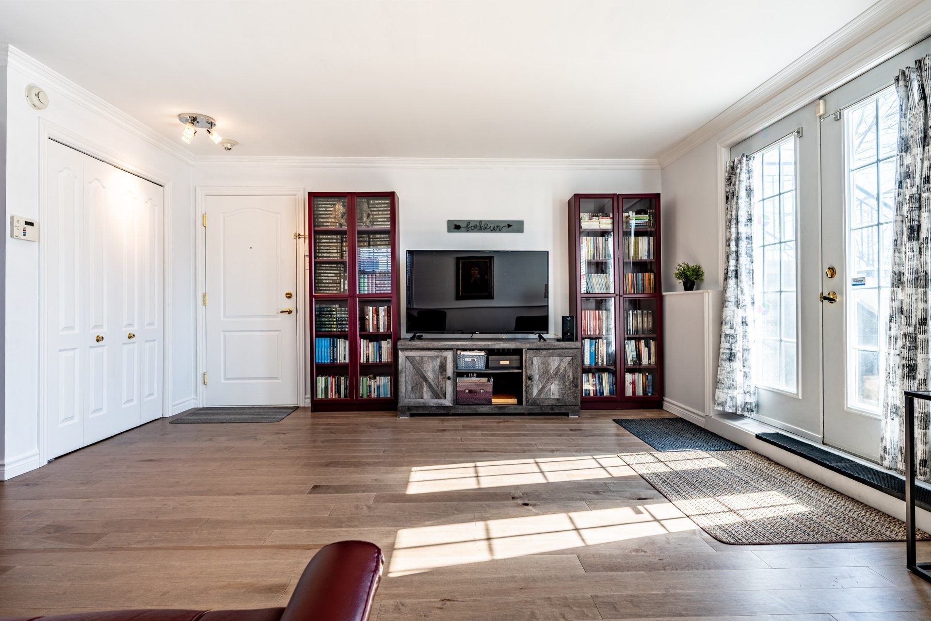 









5660


Rue Marion

, 2,
Trois-Rivières,




QC
G9A6M9

