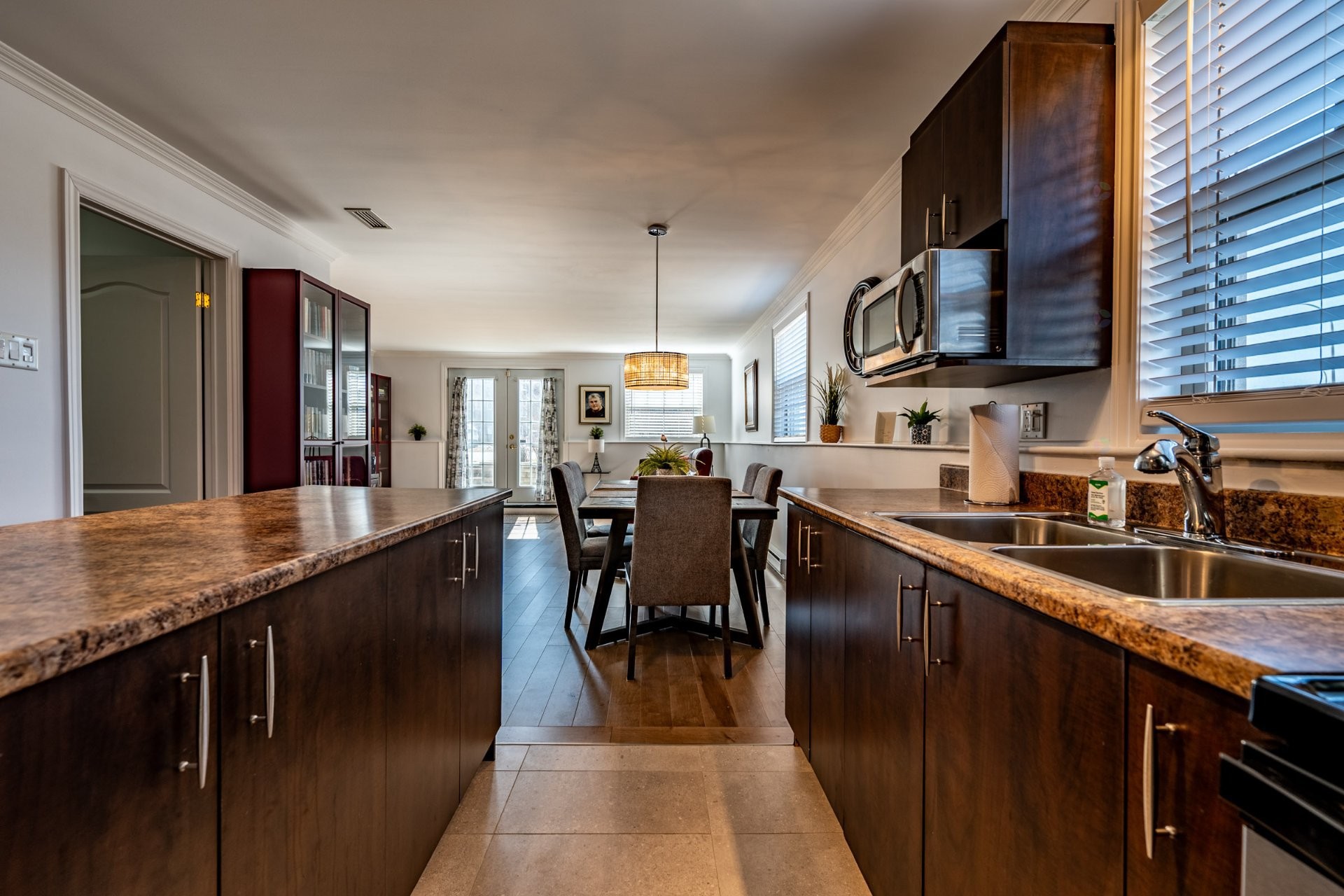 









5660


Rue Marion

, 2,
Trois-Rivières,




QC
G9A6M9

