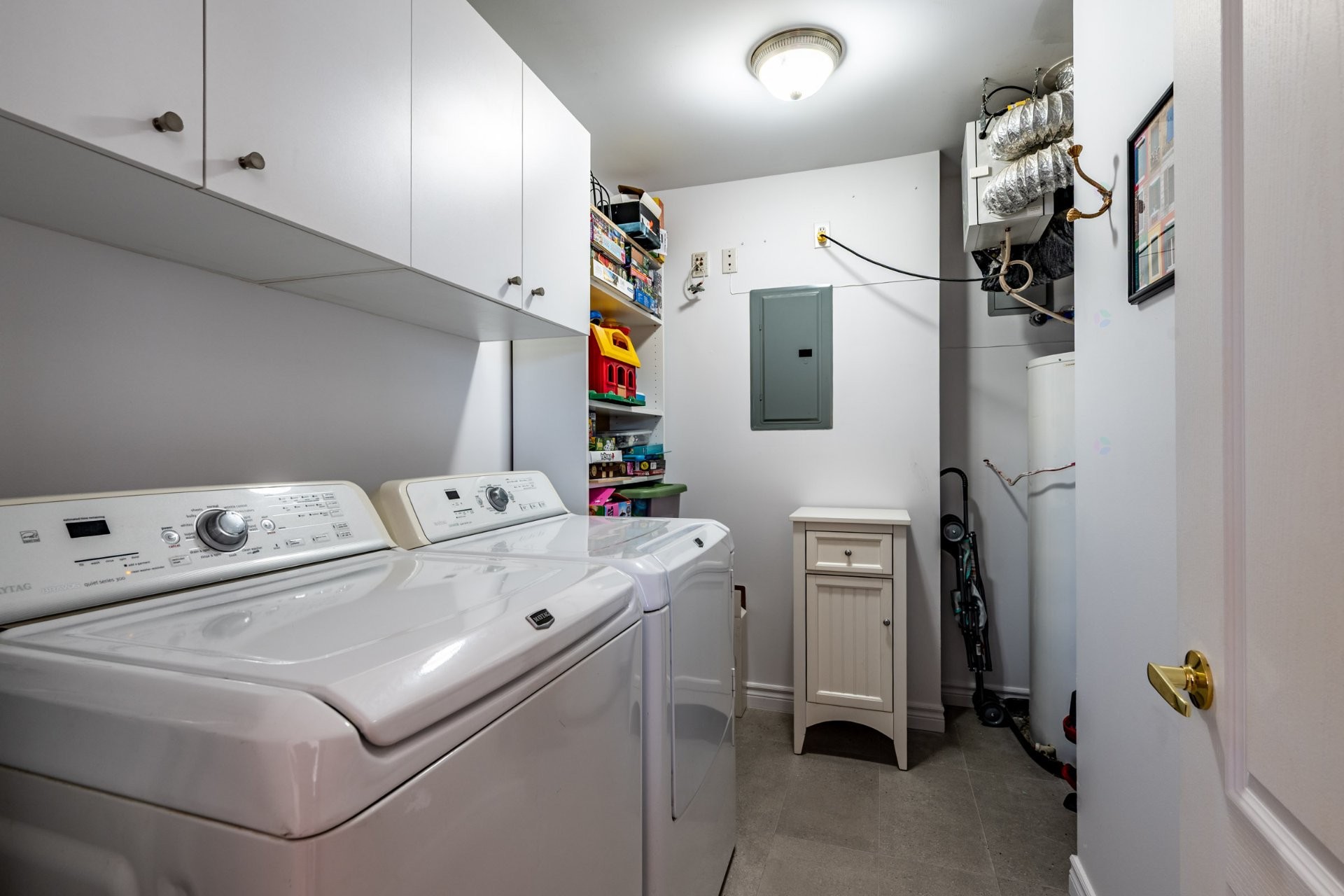 









5660


Rue Marion

, 2,
Trois-Rivières,




QC
G9A6M9

