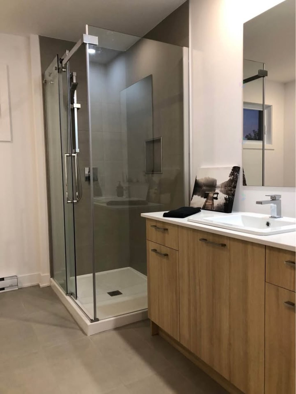 









142


Rue Caroline

, 401,
Cowansville,




QC
J2K1X3

