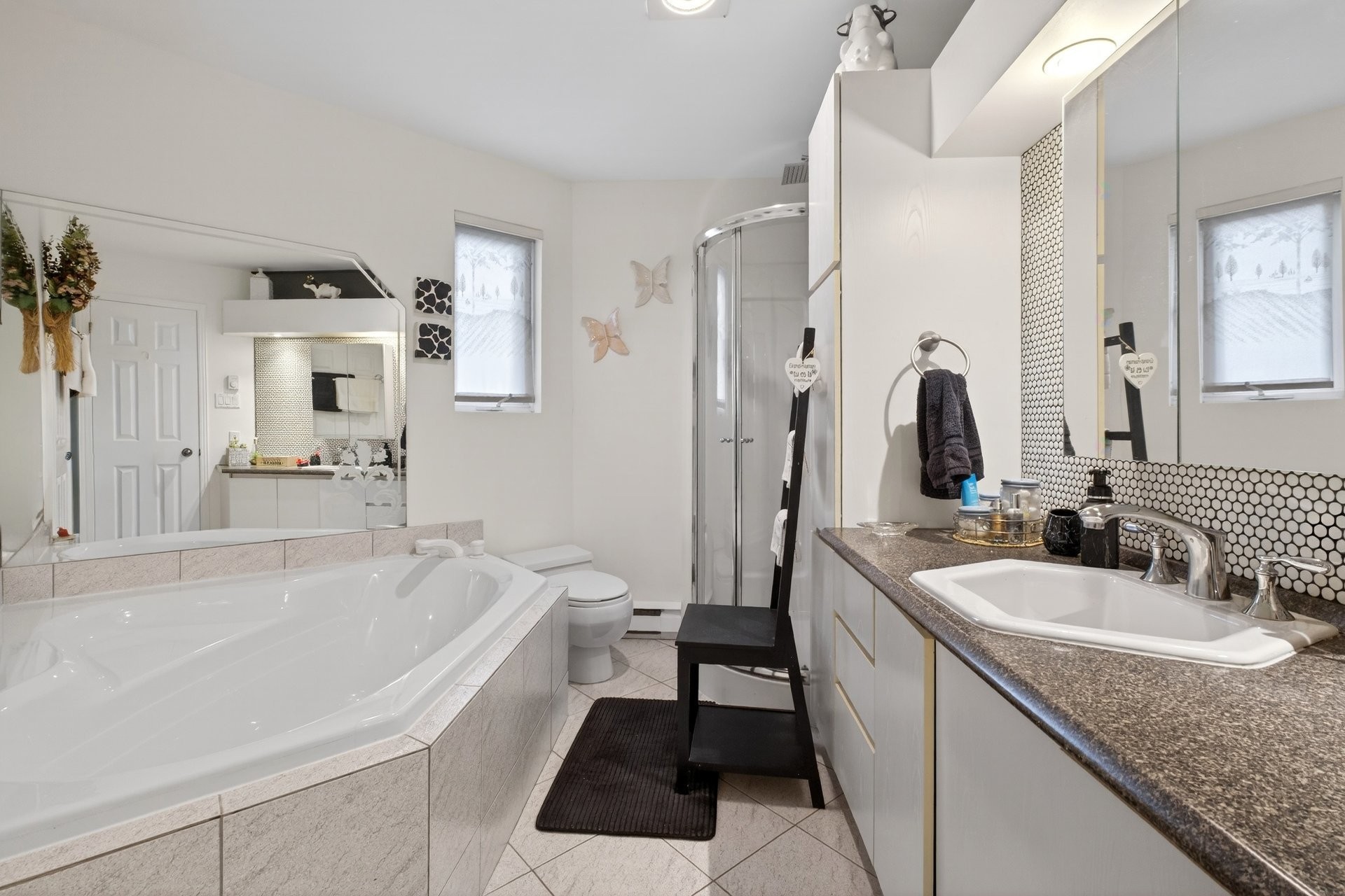 









2720


Rue Beaudry

,
Sherbrooke (Les Nations),




QC
J1L2N6

