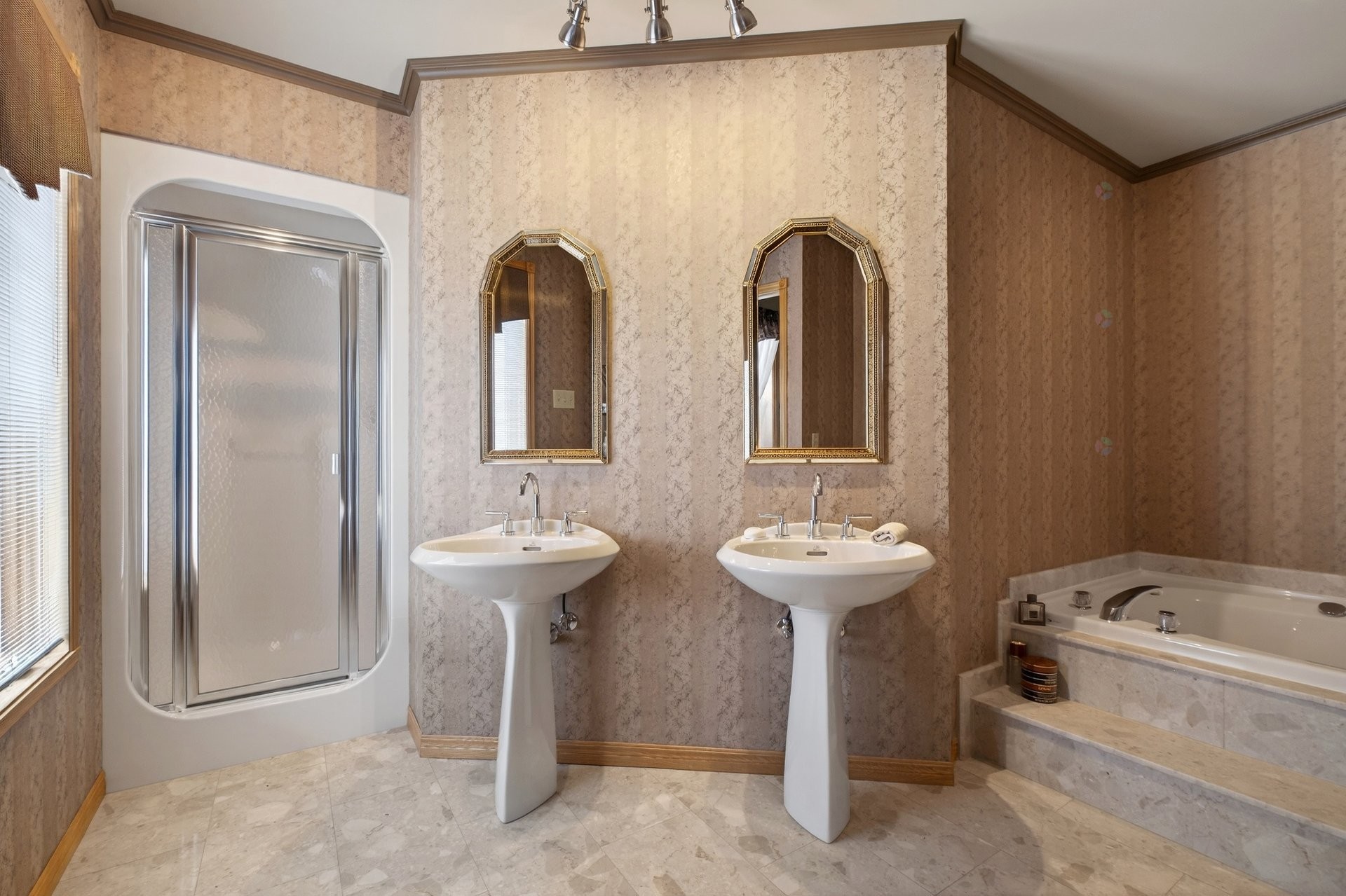 









452


Rue Jacob-Nicol

,
Sherbrooke (Les Nations),




QC
J1J4E5

