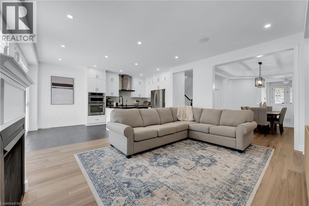 












78 CHAUMONT Drive

,
Stoney Creek,




Ontario
L8J0J8

