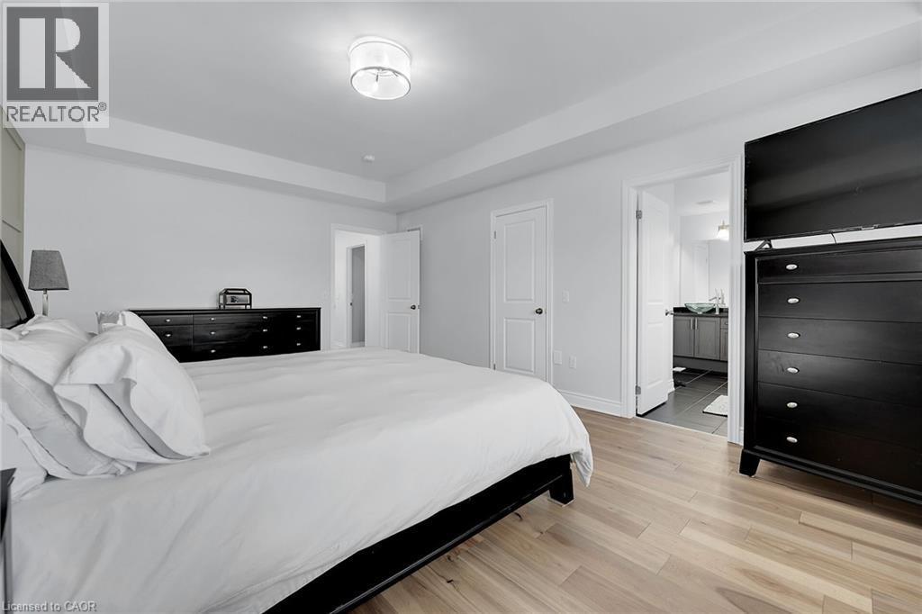 












78 CHAUMONT Drive

,
Stoney Creek,




Ontario
L8J0J8

