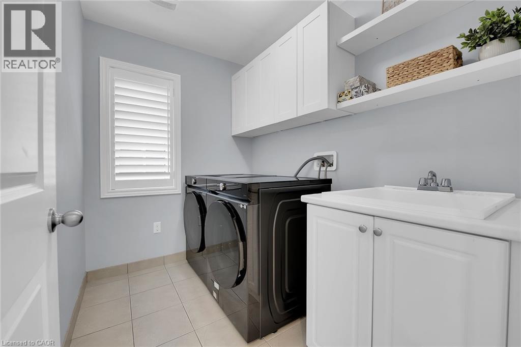 












78 CHAUMONT Drive

,
Stoney Creek,




Ontario
L8J0J8

