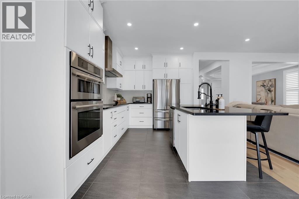 












78 CHAUMONT Drive

,
Stoney Creek,




Ontario
L8J0J8

