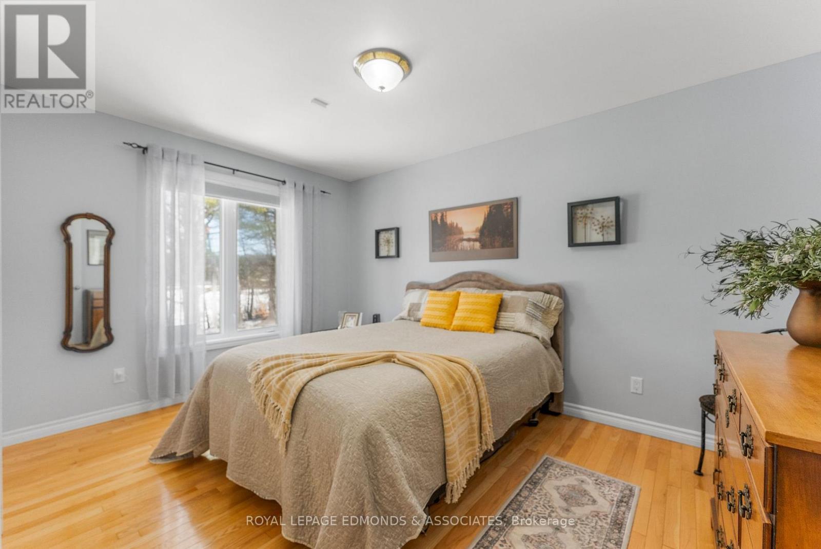 












768 AIRPORT ROAD

,
Petawawa,




Ontario
K8A6W7


