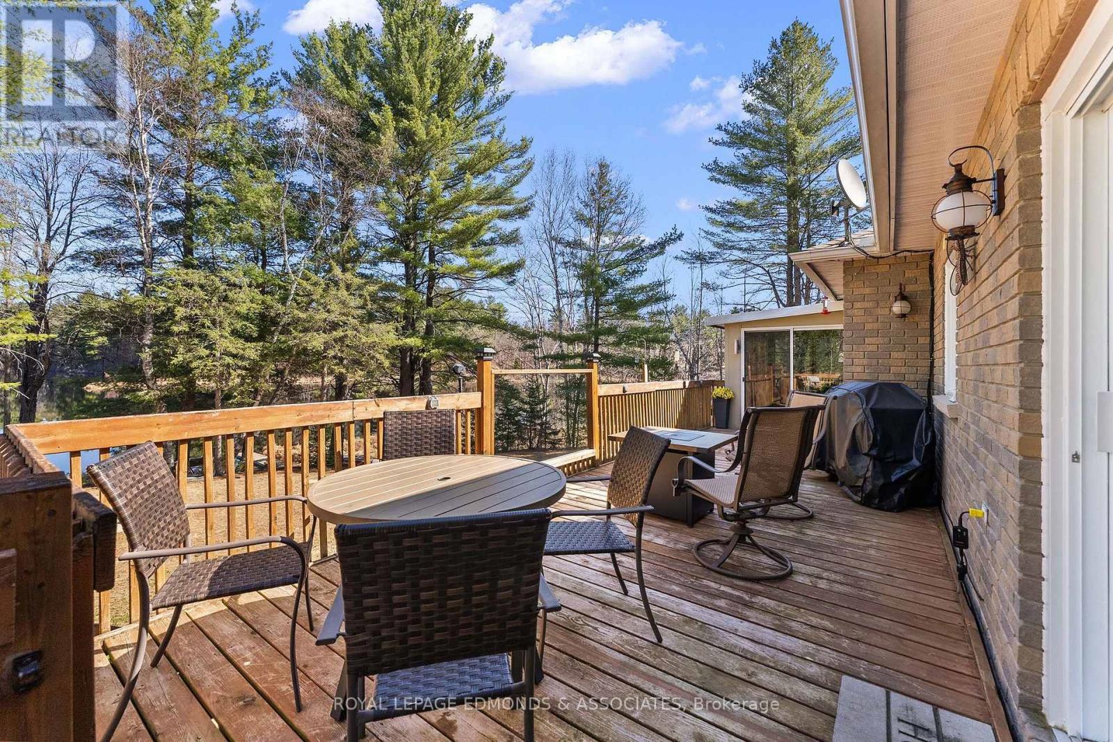 












768 AIRPORT ROAD

,
Petawawa,




Ontario
K8A6W7

