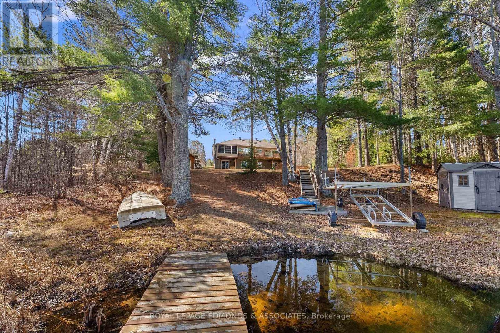 












768 AIRPORT ROAD

,
Petawawa,




Ontario
K8A6W7

