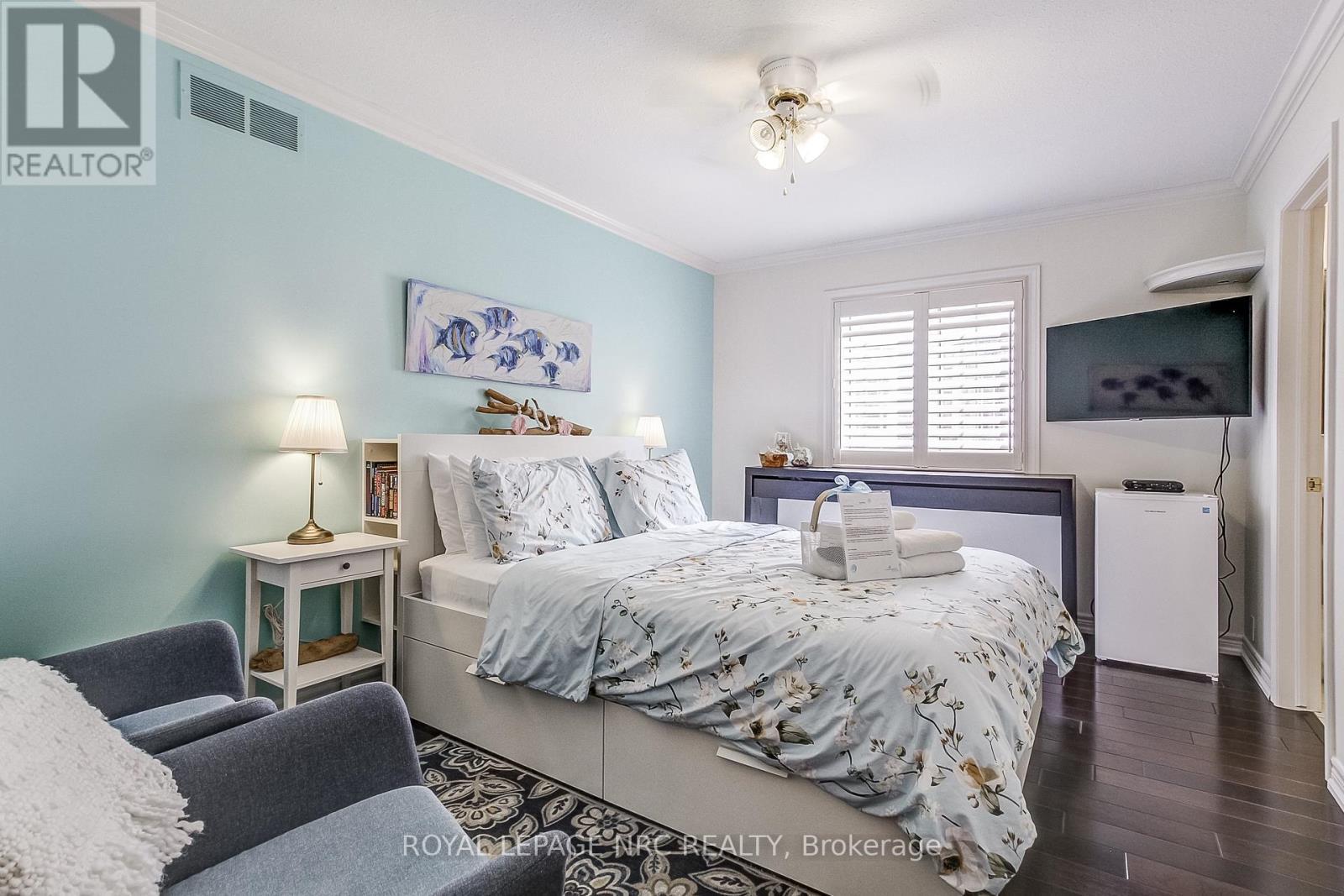 












330 GATE STREET

,
Niagara-on-the-Lake (Town),




Ontario
L0S1J0

