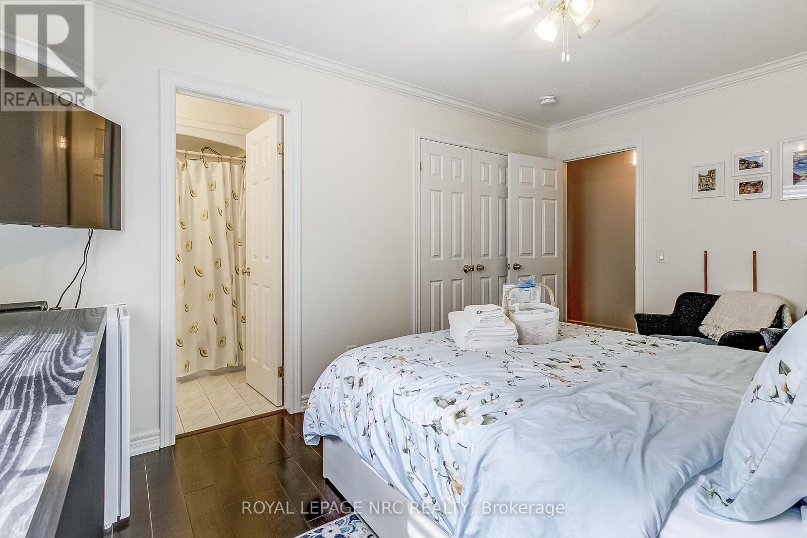 












330 GATE STREET

,
Niagara-on-the-Lake (Town),




Ontario
L0S1J0

