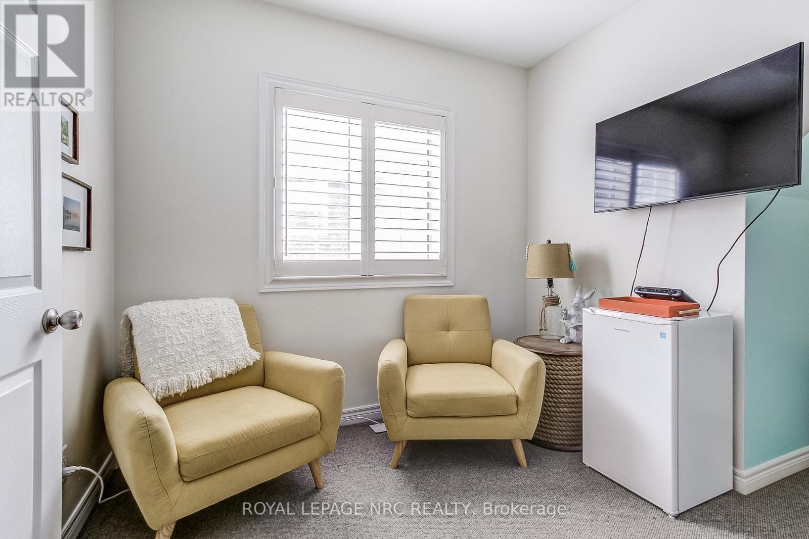 












330 GATE STREET

,
Niagara-on-the-Lake (Town),




Ontario
L0S1J0

