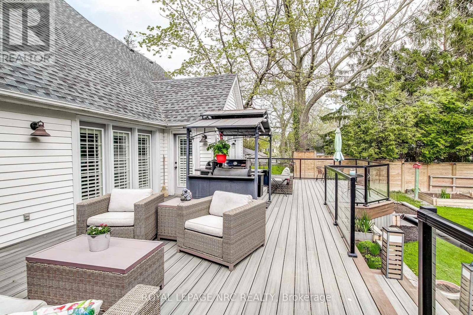 












330 GATE STREET

,
Niagara-on-the-Lake (Town),




Ontario
L0S1J0

