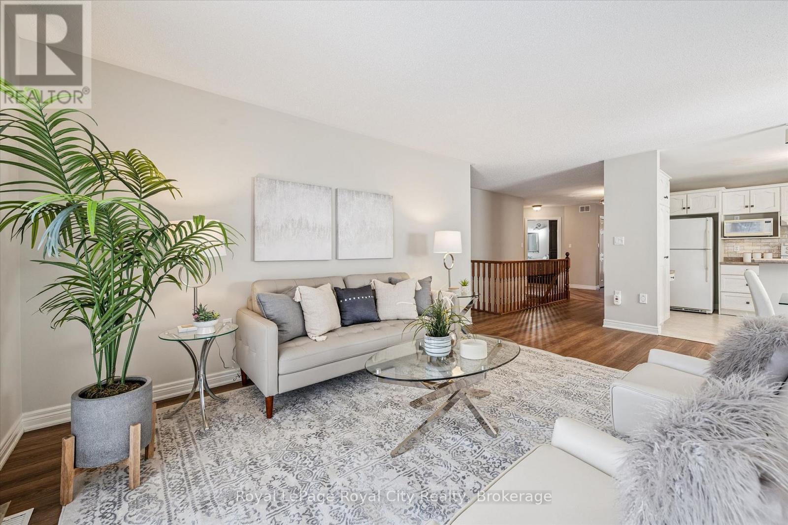 












68 BASSWOOD DRIVE

,
Guelph (Village By The Arboretum),




Ontario
N1G4X7

