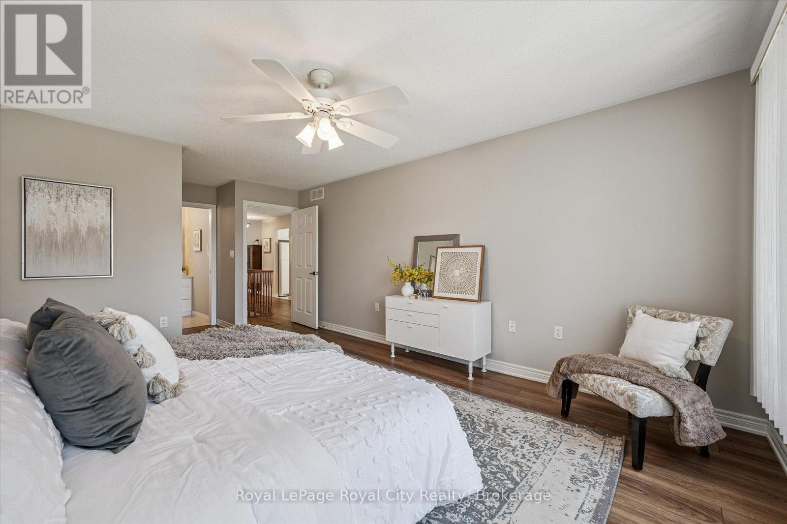 












68 BASSWOOD DRIVE

,
Guelph (Village By The Arboretum),




Ontario
N1G4X7

