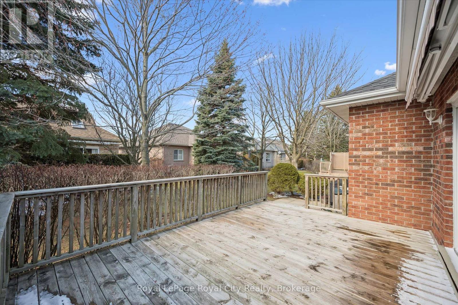 












68 BASSWOOD DRIVE

,
Guelph (Village By The Arboretum),




Ontario
N1G4X7


