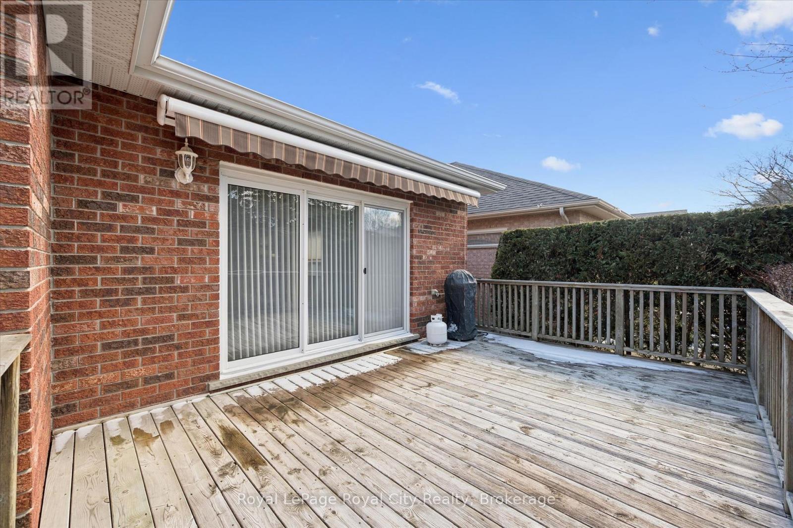












68 BASSWOOD DRIVE

,
Guelph (Village By The Arboretum),




Ontario
N1G4X7

