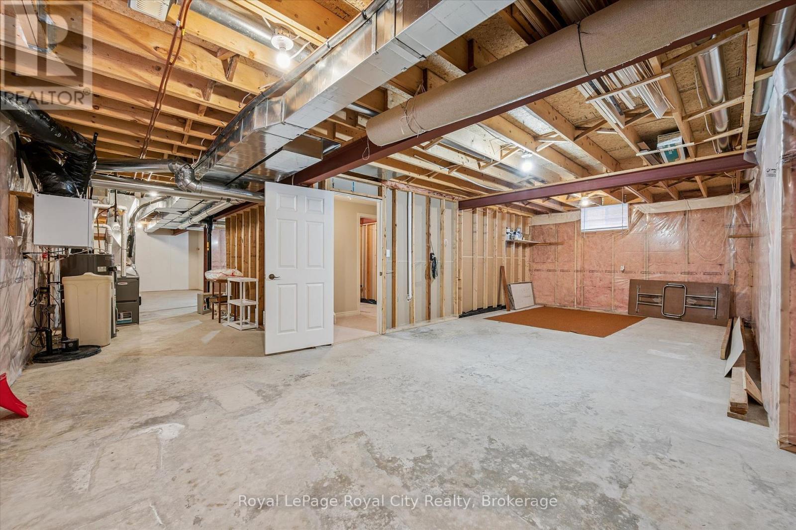 












68 BASSWOOD DRIVE

,
Guelph (Village By The Arboretum),




Ontario
N1G4X7

