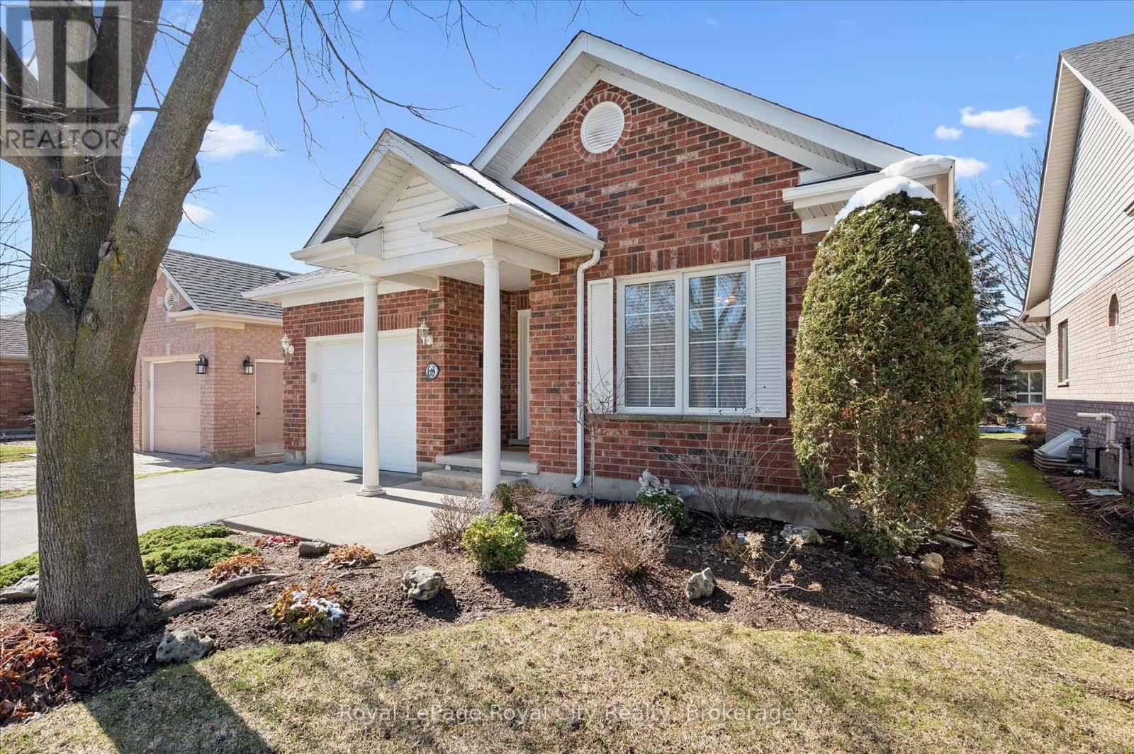 












68 BASSWOOD DRIVE

,
Guelph (Village By The Arboretum),




Ontario
N1G4X7

