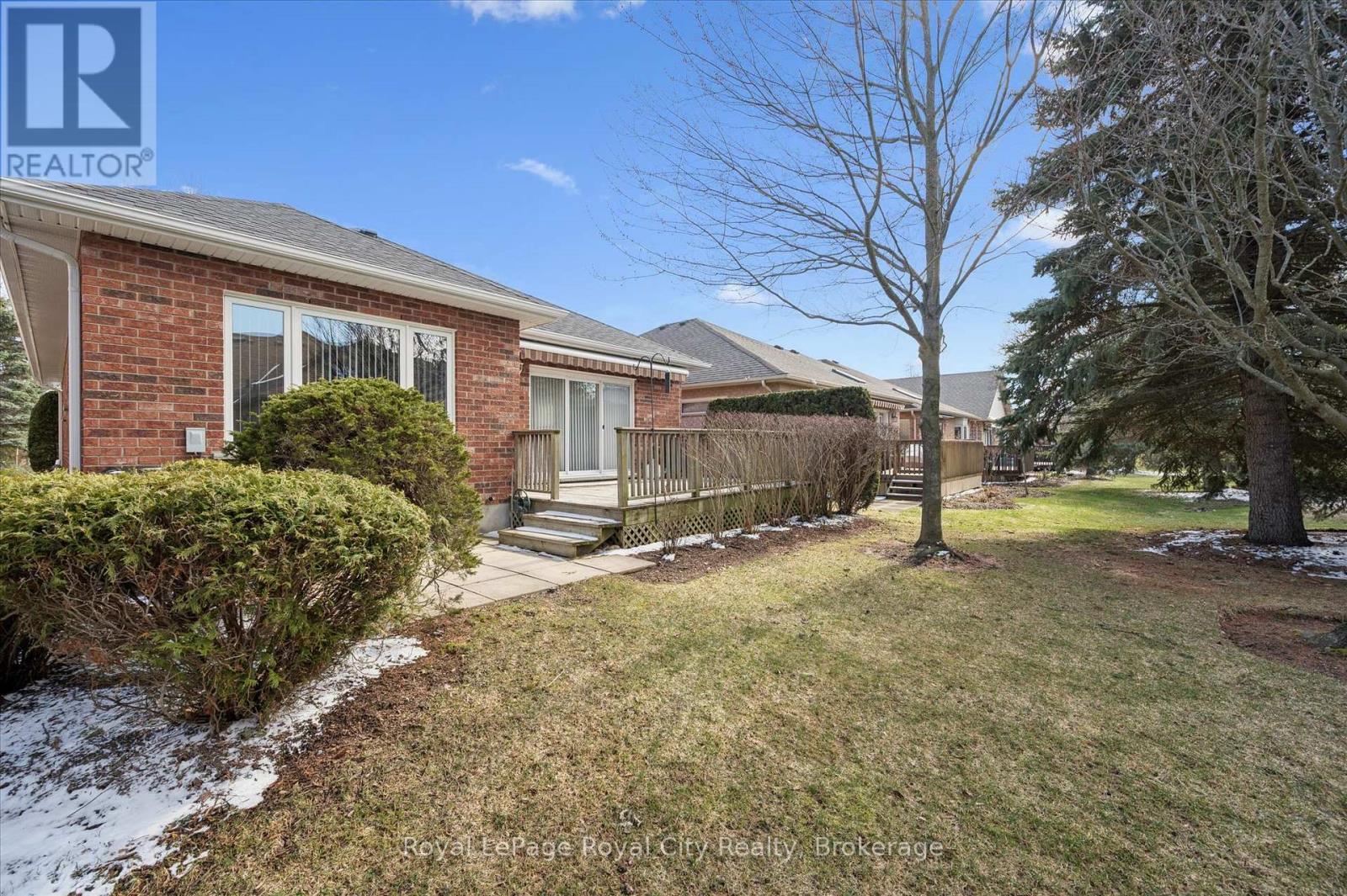 












68 BASSWOOD DRIVE

,
Guelph (Village By The Arboretum),




Ontario
N1G4X7

