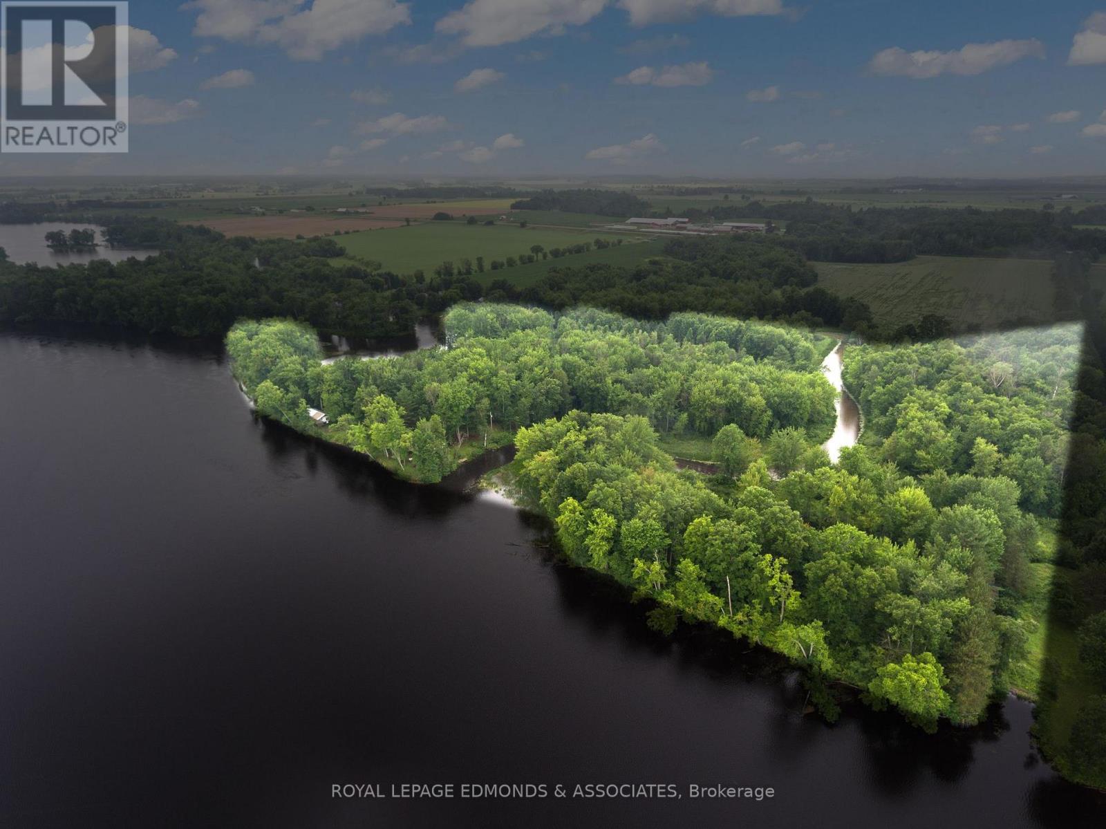 












178 PURPLE FINCH TRAIL

,
Whitewater Region,




Ontario
K0J1C0

