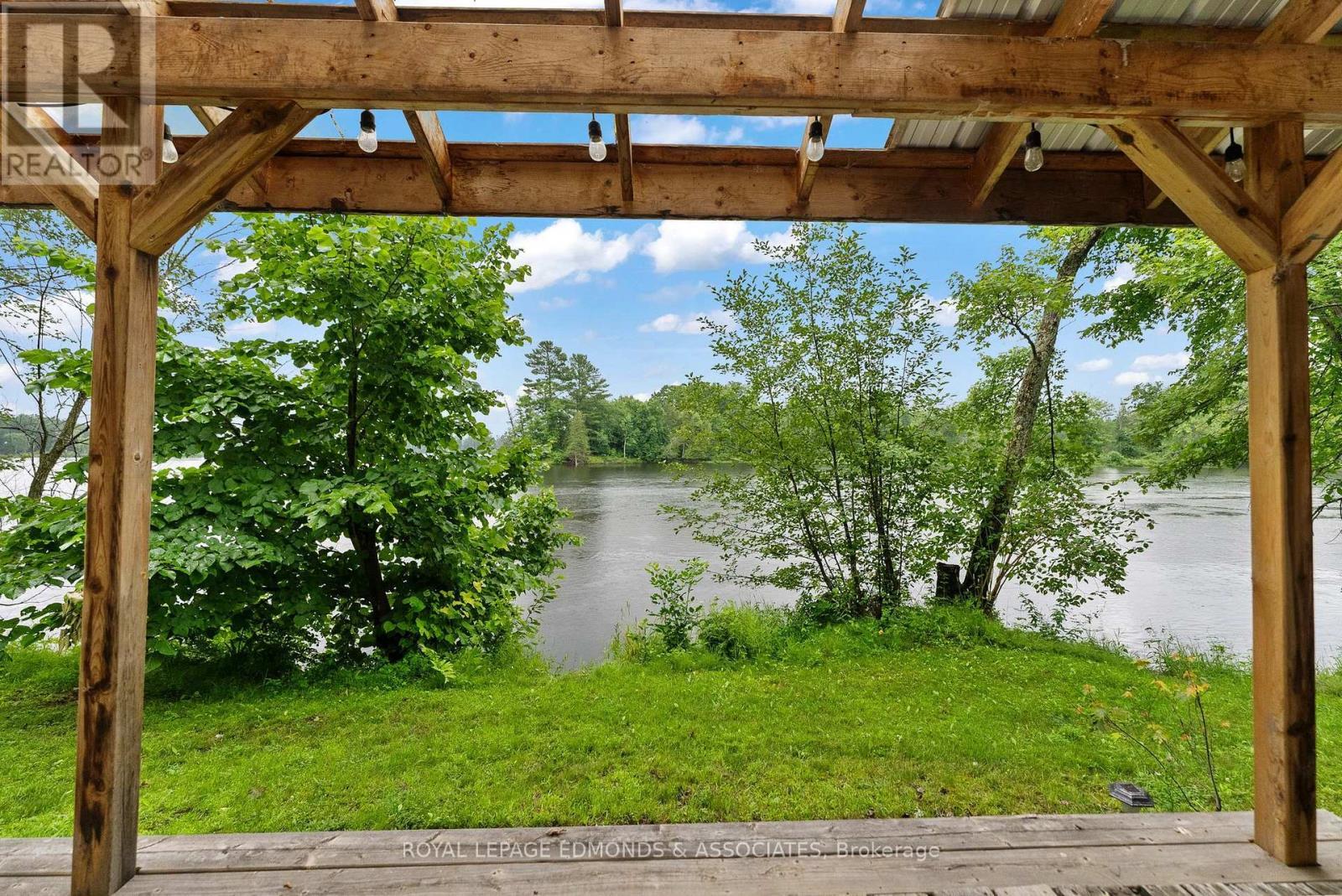 












178 PURPLE FINCH TRAIL

,
Whitewater Region,




Ontario
K0J1C0

