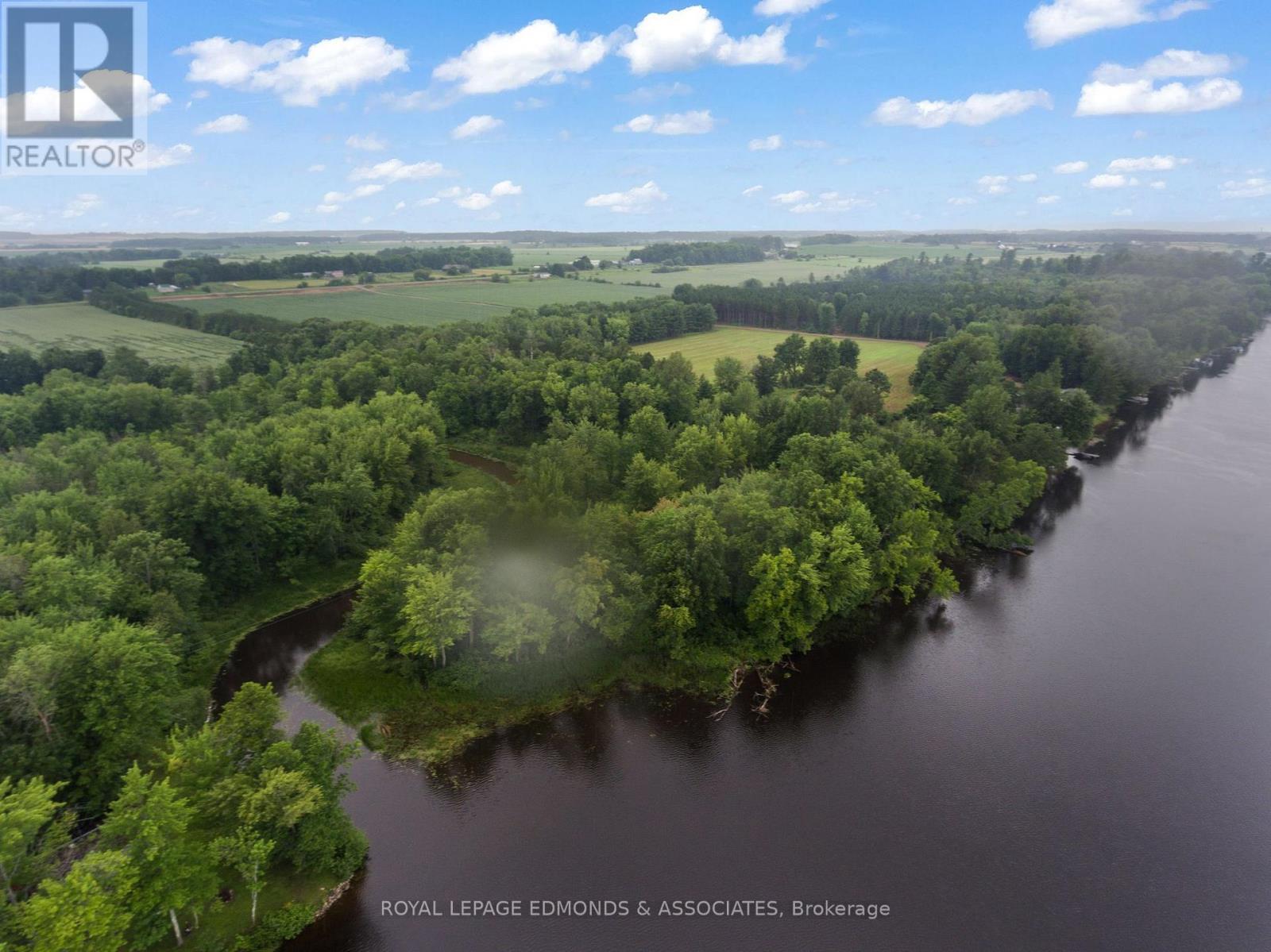 












178 PURPLE FINCH TRAIL

,
Whitewater Region,




Ontario
K0J1C0

