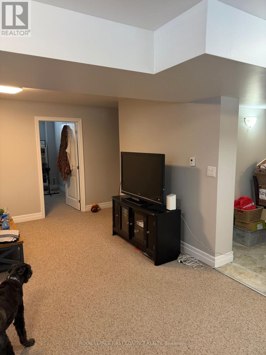 












LOWER - 3178 OAK STREET

,
Innisfil,




Ontario
L9S2K3

