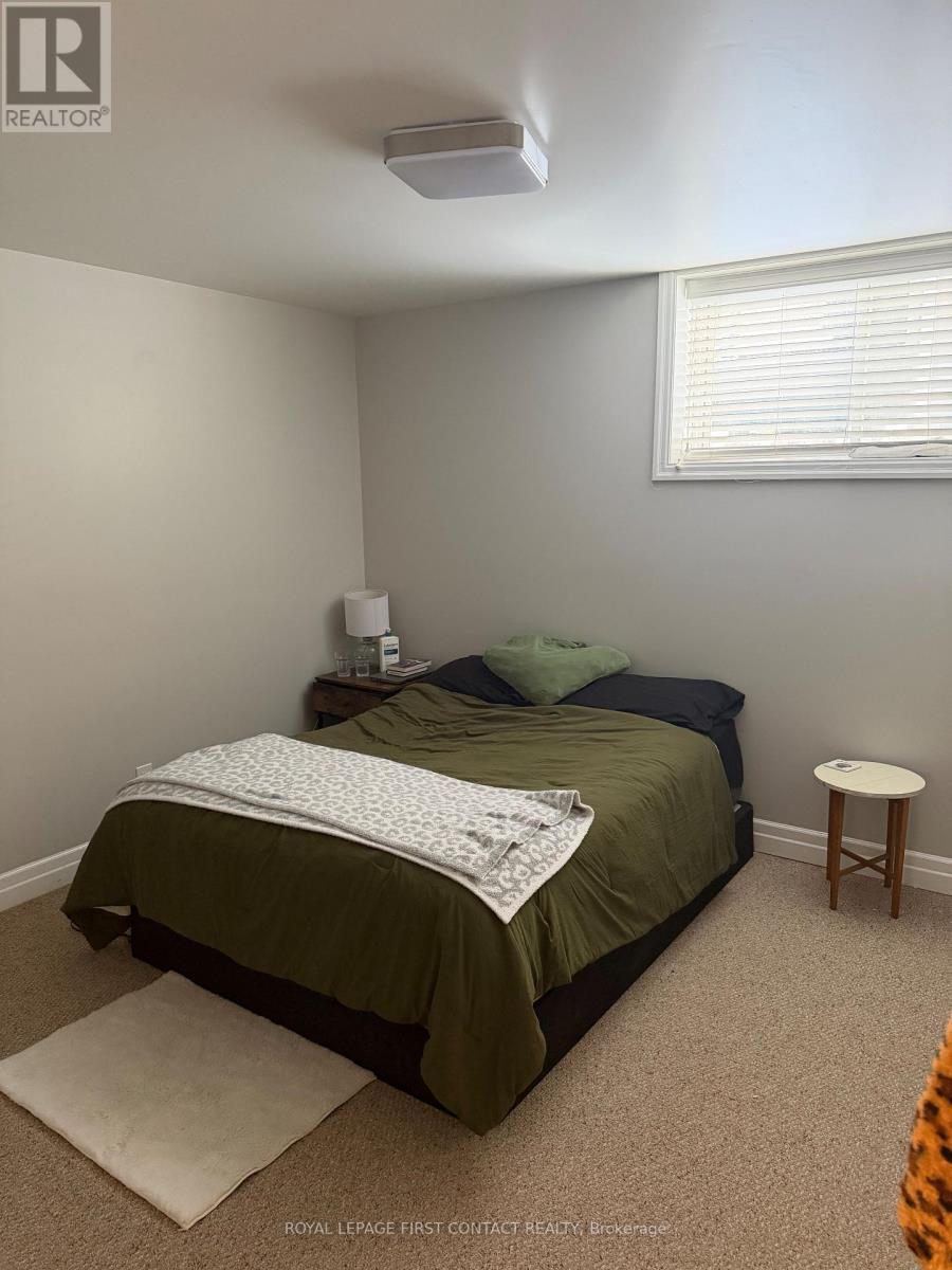 












LOWER - 3178 OAK STREET

,
Innisfil,




Ontario
L9S2K3

