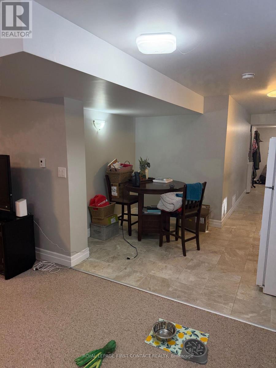 












LOWER - 3178 OAK STREET

,
Innisfil,




Ontario
L9S2K3

