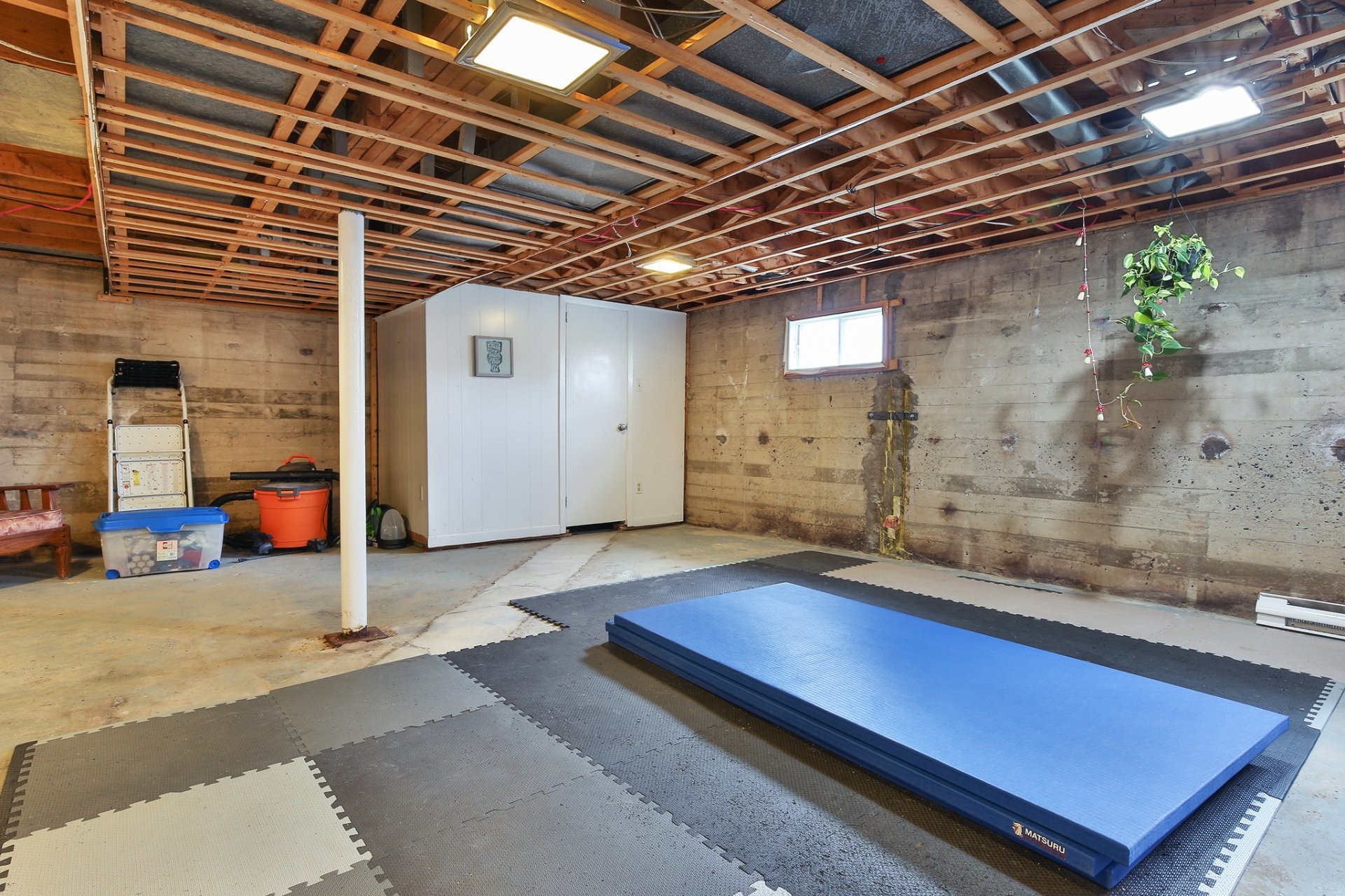 









1494


Rue Bernier

,
Saint-Jean-sur-Richelieu,




QC
J2W1C2

