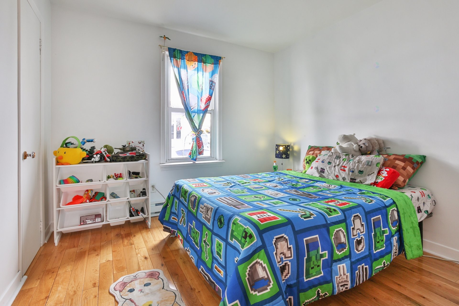 









1494


Rue Bernier

,
Saint-Jean-sur-Richelieu,




QC
J2W1C2

