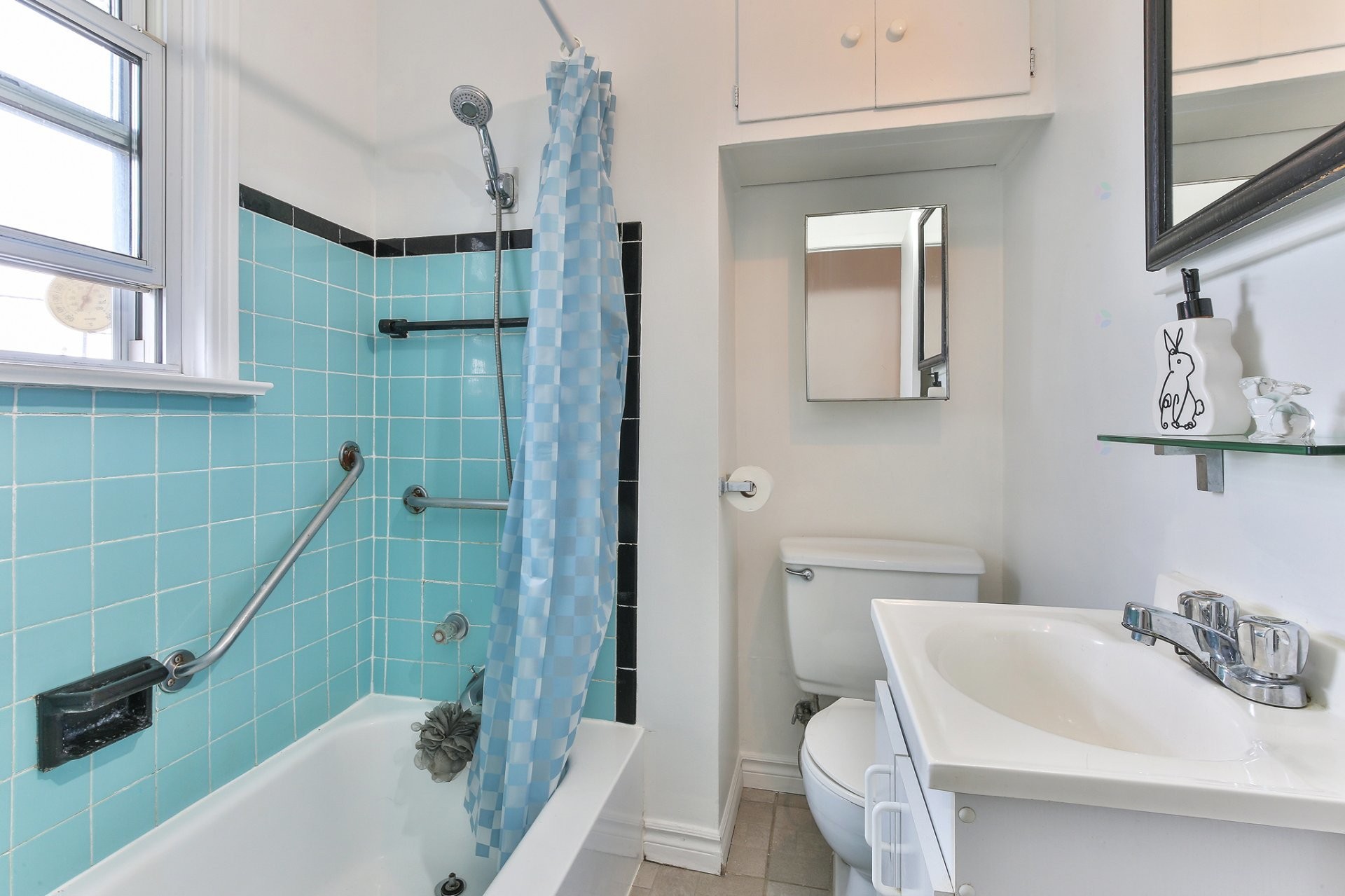 









1494


Rue Bernier

,
Saint-Jean-sur-Richelieu,




QC
J2W1C2

