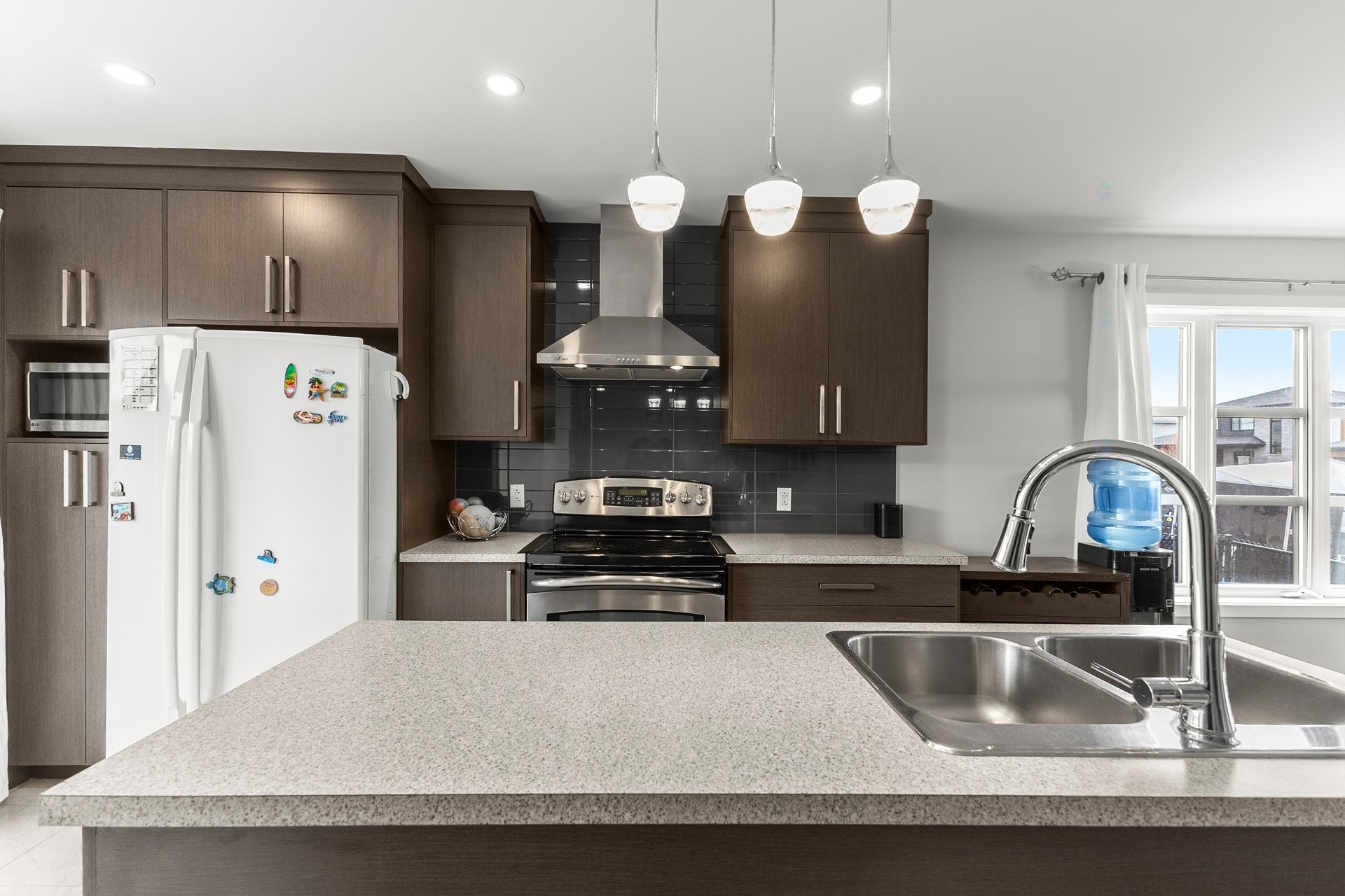 









62


Rue du Summerlea

,
Pointe-des-Cascades,




QC
J0P1M0

