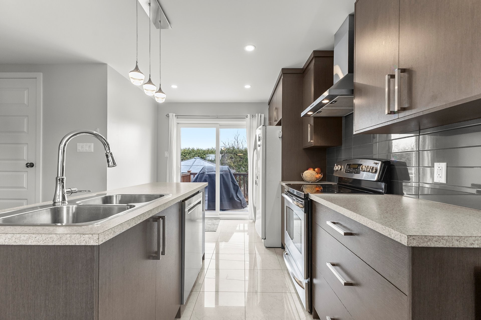 









62


Rue du Summerlea

,
Pointe-des-Cascades,




QC
J0P1M0

