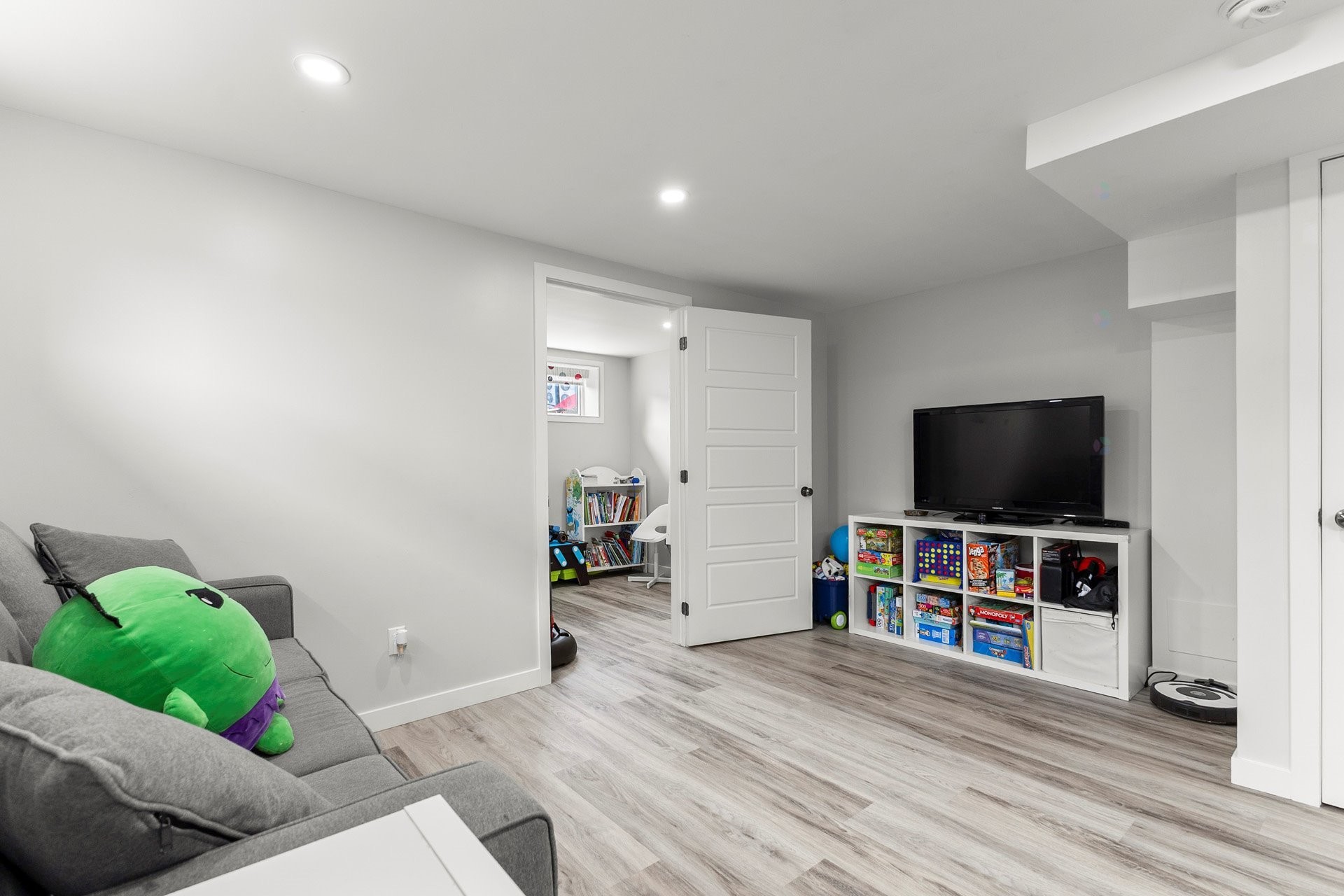 









62


Rue du Summerlea

,
Pointe-des-Cascades,




QC
J0P1M0

