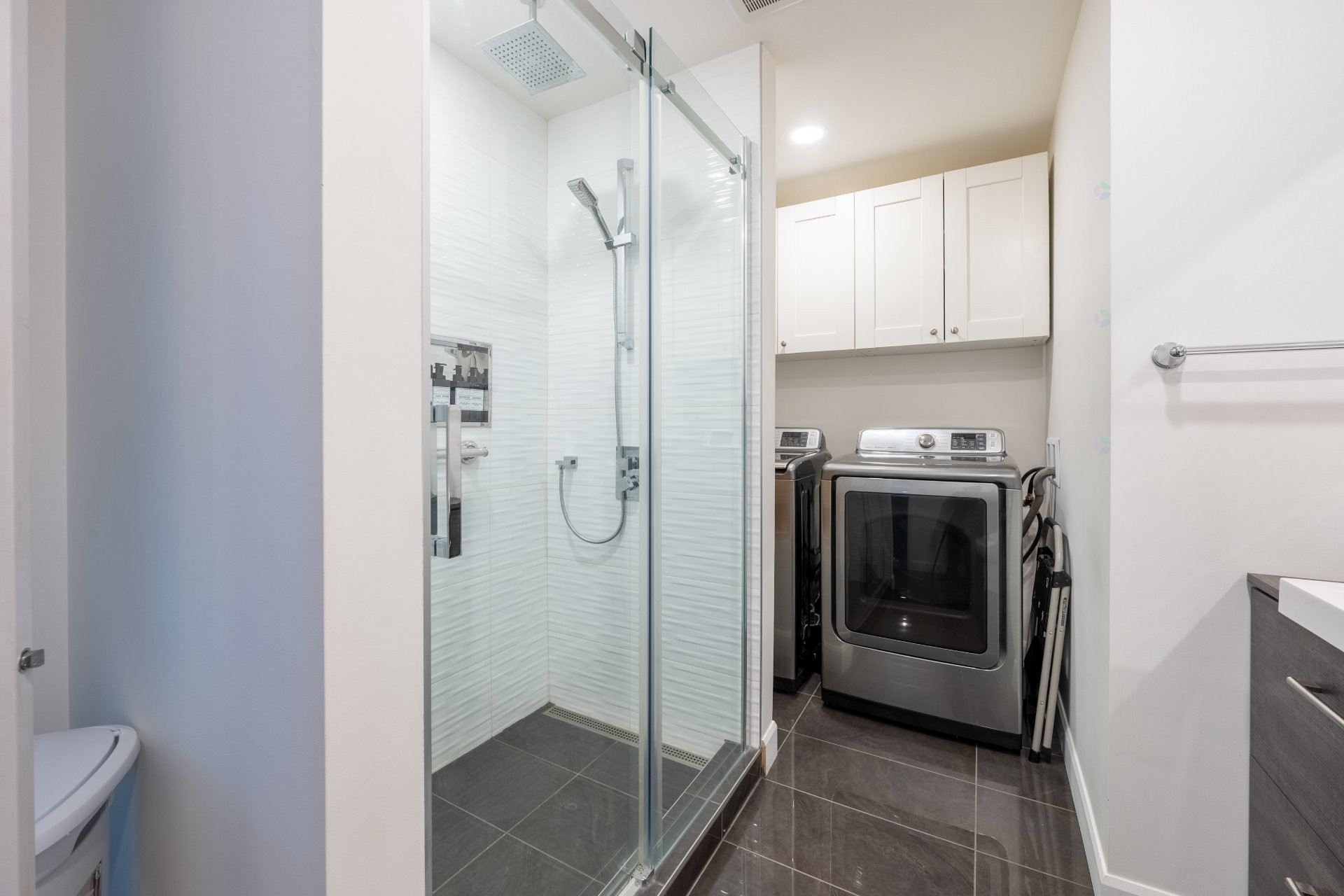 









12050


Rue Cousineau

,
Montréal (Ahuntsic-Cartierville),




QC
H4K1P5

