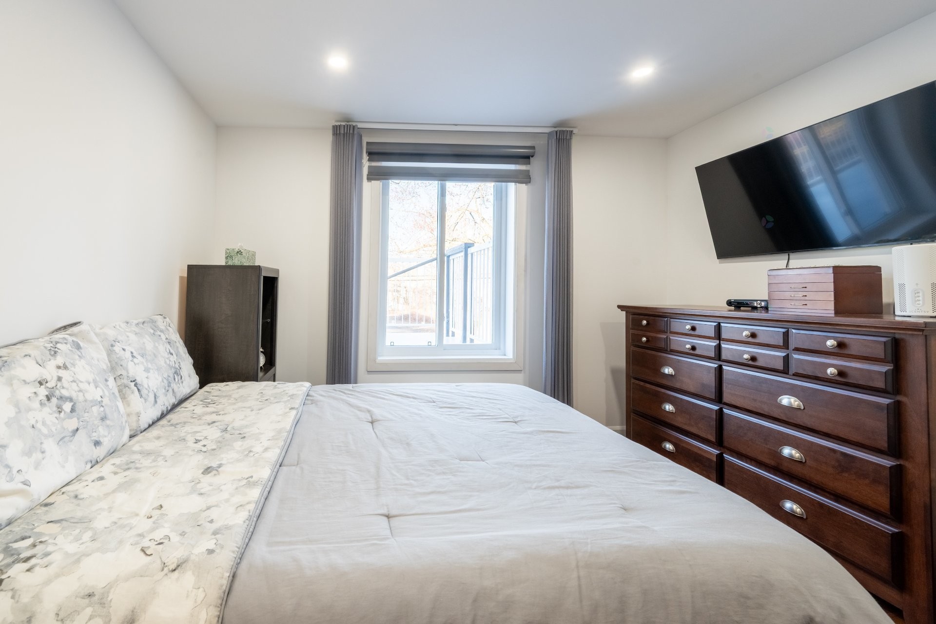 









12050


Rue Cousineau

,
Montréal (Ahuntsic-Cartierville),




QC
H4K1P5

