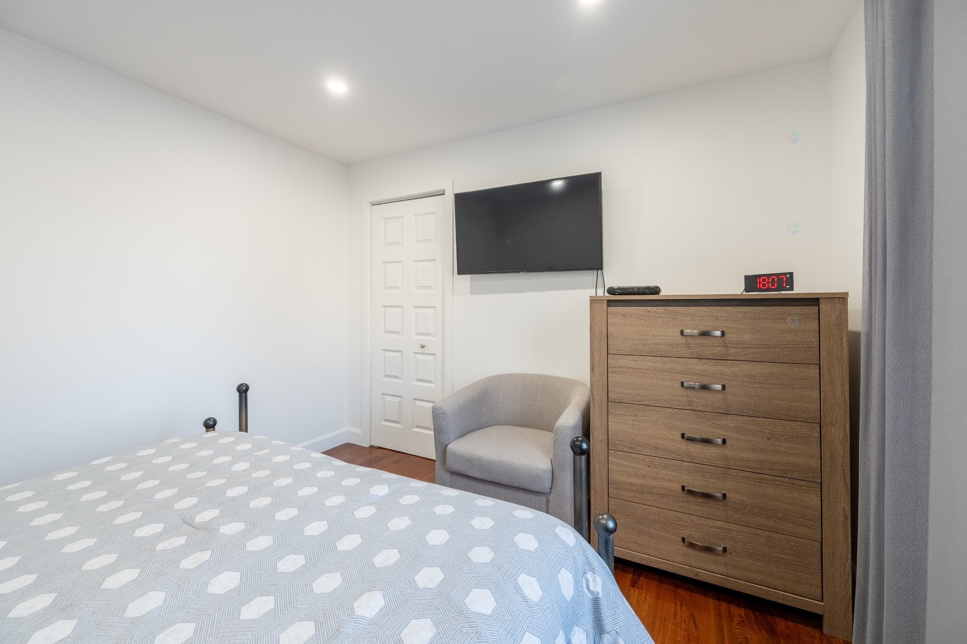 









12050


Rue Cousineau

,
Montréal (Ahuntsic-Cartierville),




QC
H4K1P5

