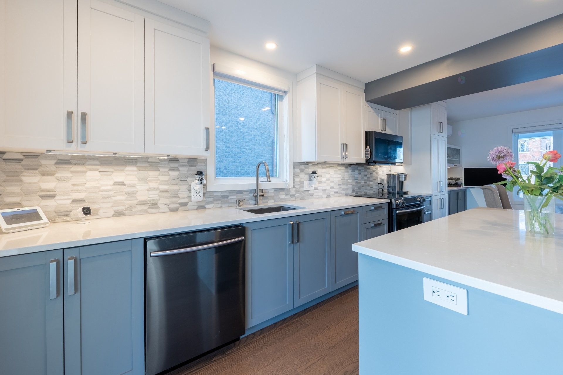 









12050


Rue Cousineau

,
Montréal (Ahuntsic-Cartierville),




QC
H4K1P5

